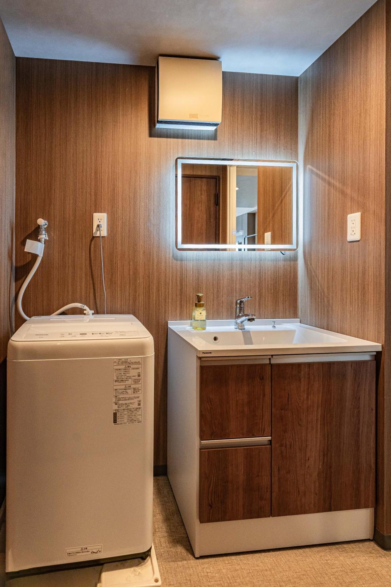 Apartment Hotel 11 Shinsaibashi 2 Osaka Zewnętrze zdjęcie